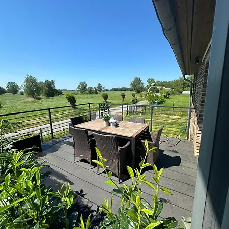 Familien Doppelhaushaelfte ,,marsi