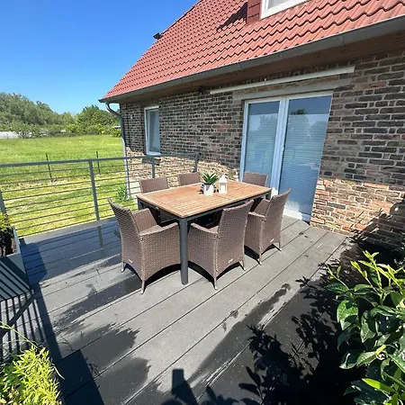 Familien Doppelhaushaelfte ,,marsi